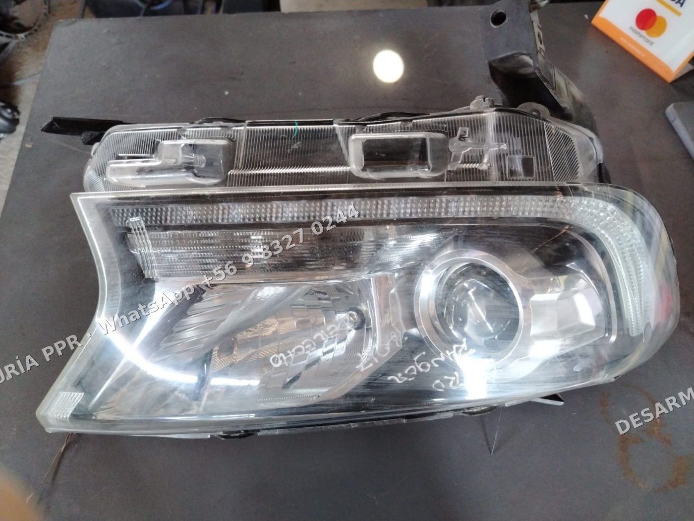 Óptico delantero derecho Ford Ranger 2017 (con detalle)
